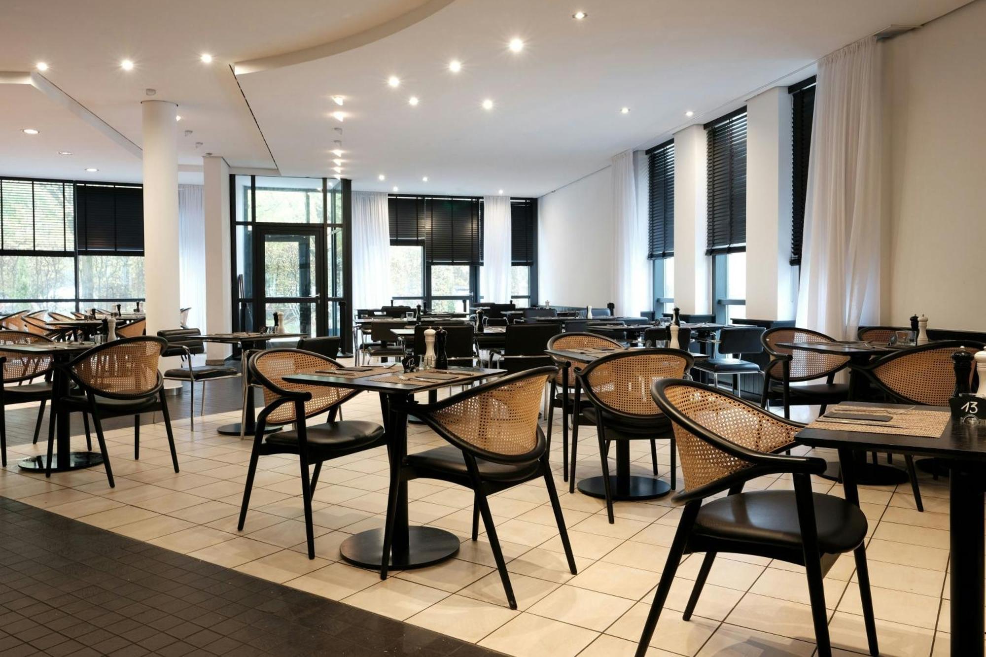 Four Ratingen Dusseldorf Airport Hotel ภายนอก รูปภาพ