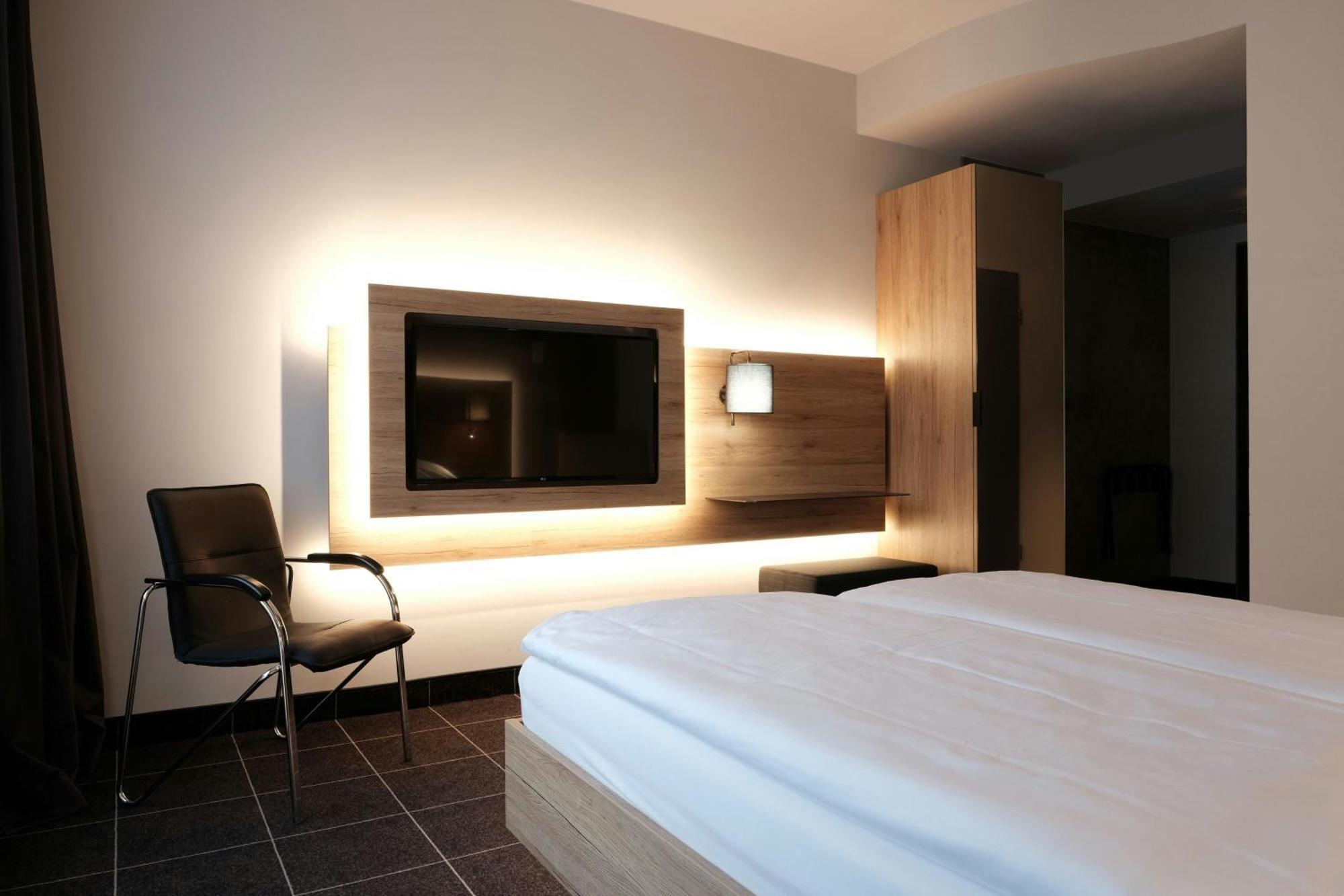 Four Ratingen Dusseldorf Airport Hotel ภายนอก รูปภาพ