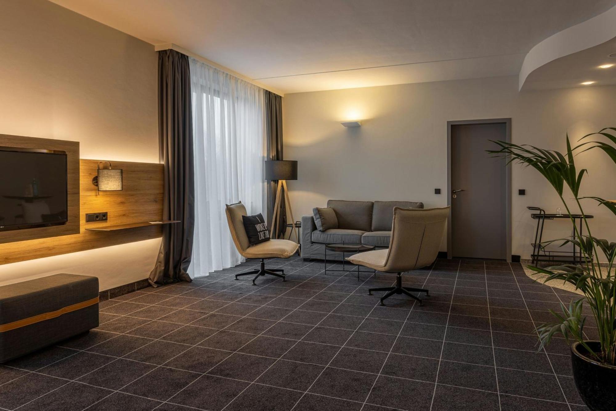 Four Ratingen Dusseldorf Airport Hotel ภายนอก รูปภาพ